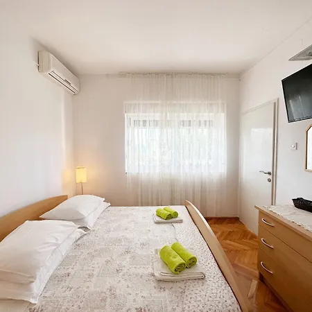 Apartment Kaza *