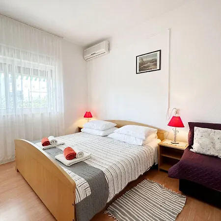 Apartment Kaza