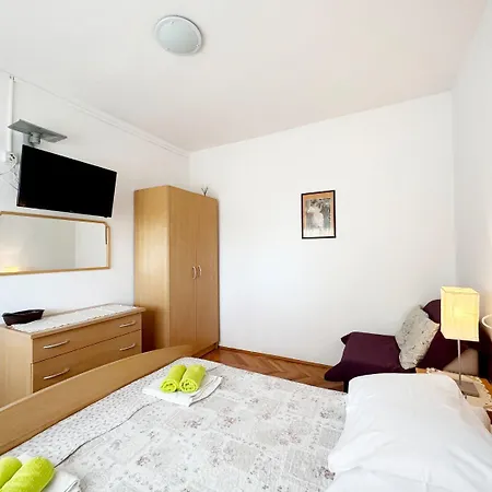 Apartment Kaza *